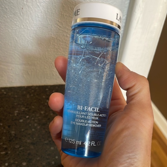 Lancôme eye make up remover - Picture 1 of 2